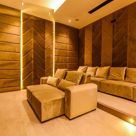 Yana, Indoor Heated Pool, Sauna, Turkish Bath, Cinema Room, Real Luxury Villa *