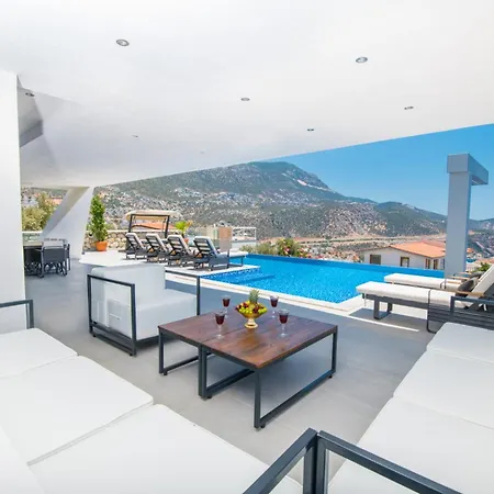 Yana, Indoor Heated Pool, Sauna, Turkish Bath, Cinema Room, Real Luxury *